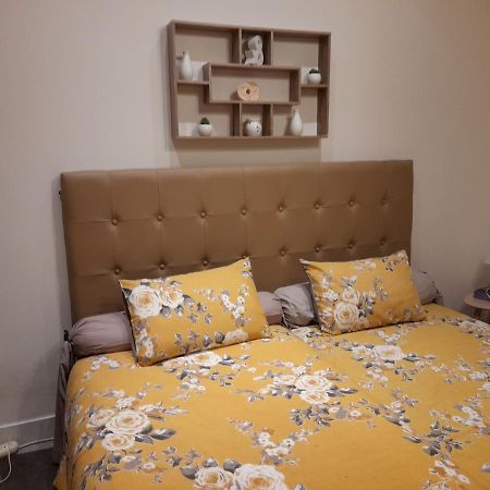 Bed and Breakfast Domaine Pastel Besson Exterior foto