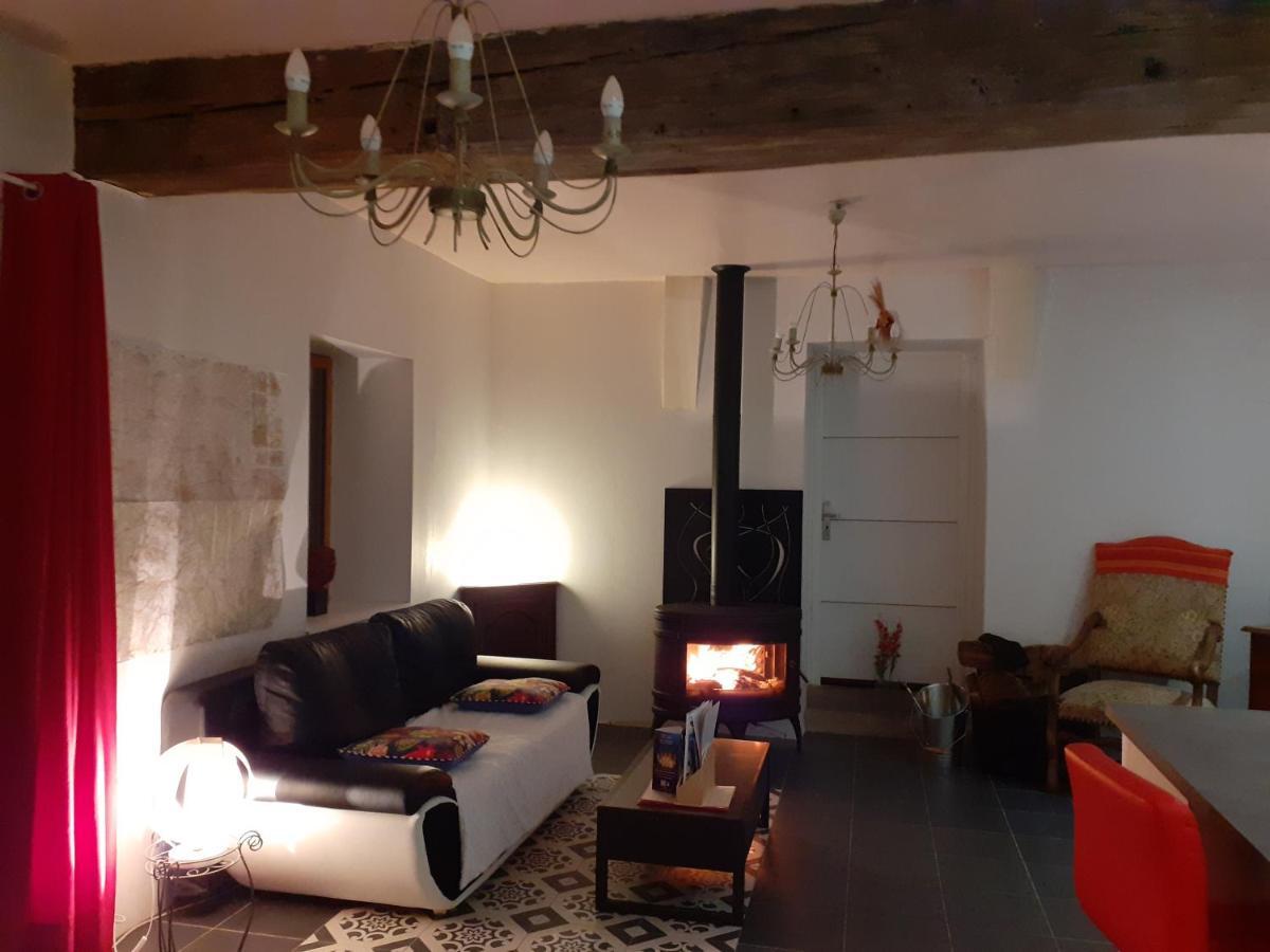 Bed and Breakfast Domaine Pastel Besson Exterior foto